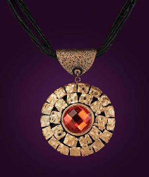 Charm To Boost Your Attractiveness Charm To Boost Your Attractiveness