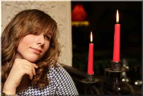 How to cast a love spell on a woman How to cast a love spell on a woman